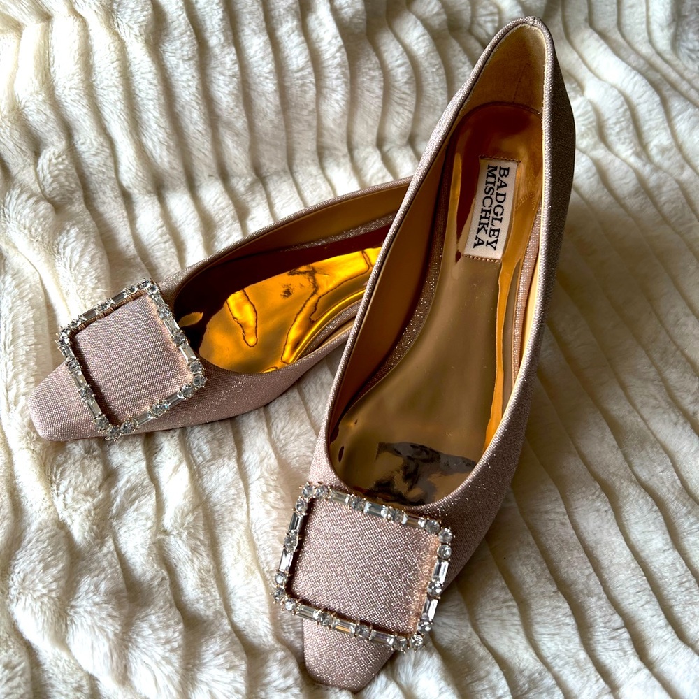 NWT Badgley Mischka Dyanne Rose Gold Jeweled Flats